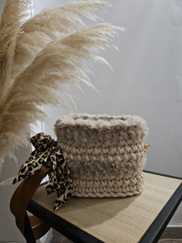 Pochette "Léo"